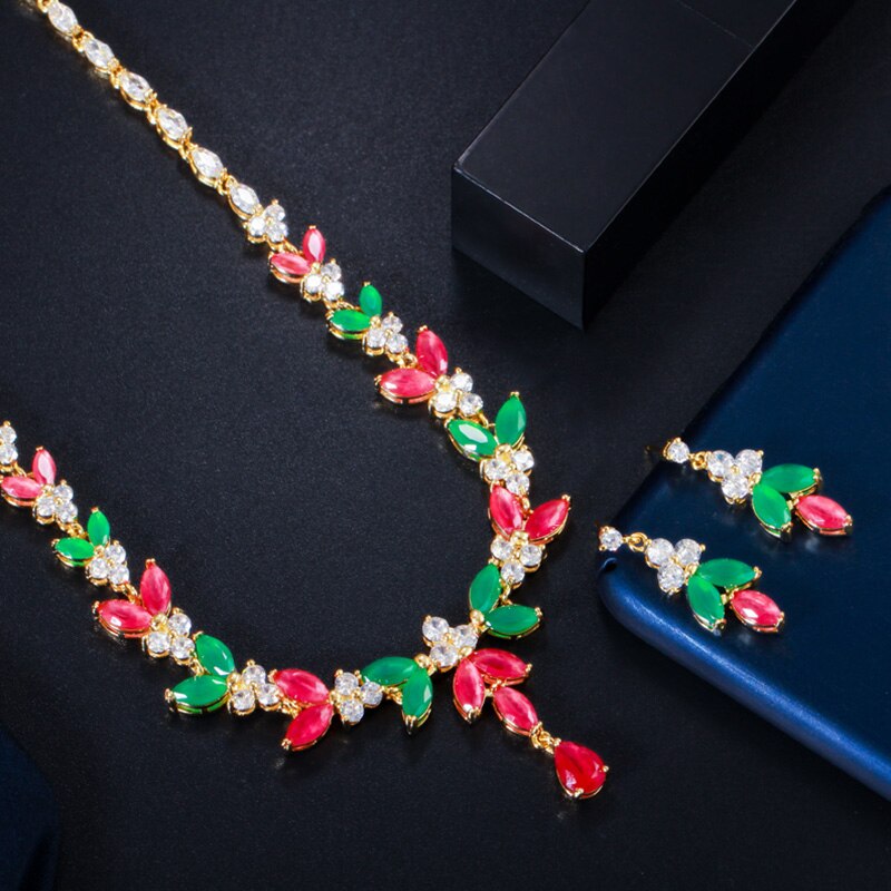 Pera Shiny Rood Groen Cz Zirkoon Afrikaanse Nigeriaanse Goud Kleur Leaf Ketting En Oorbellen Bruiloft Sieraden Set Voor Bruiden j366