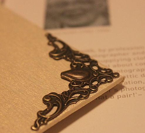 200 stücke Fotoalbum Winkel Druck Ecke Schutz Antike Bronze- Durcheinander Metall Tasche Rand Winkel 4,2 cm Lange Papier craftDIY: Bronze-