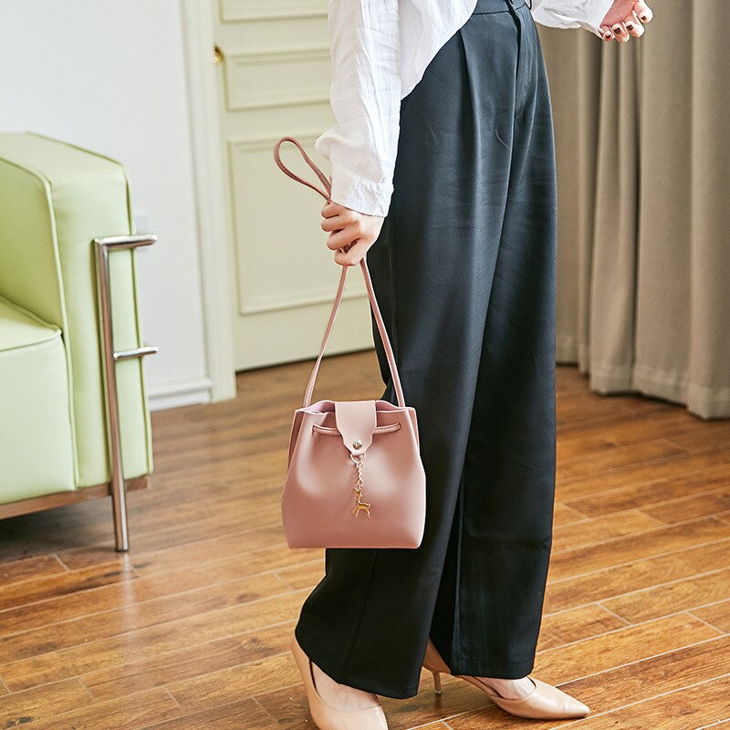 Flickor liten cross shoulder bucket bag handväskor mini fritid kvinnor handväskor påse med rådjur mini crossbody messenger pack