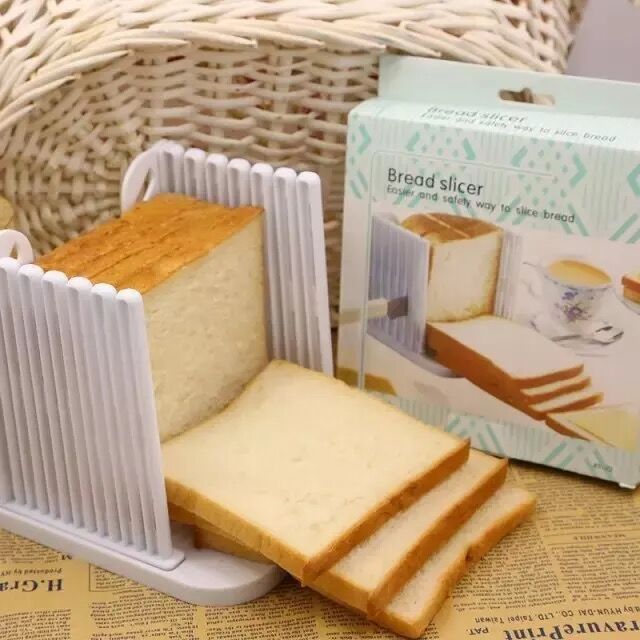 1pcs Bread Loaf Toast Cutter Slicer Slicing Cutting Guide Mold Maker Kitchen Tool