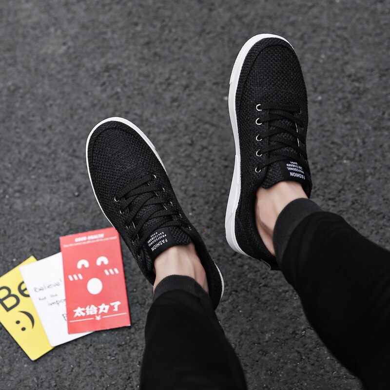 Sommarskor män säckväv smileyboard herrsneakers lediga ventilerande halkfria herrskor zapatillas hombre scarpe uomo
