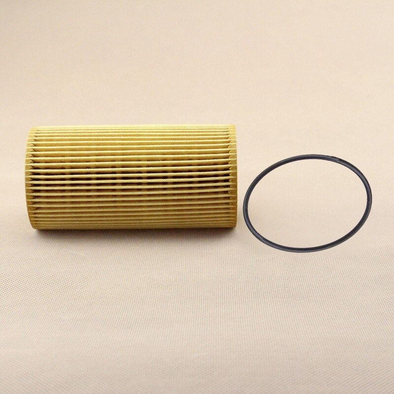 Engine Oil Filter for Volvo C30 C70 S40 S60 V50 V60 XC60 XC70 Oil Filter OEM No. 8692305 Car Oil Filter Auto Parts