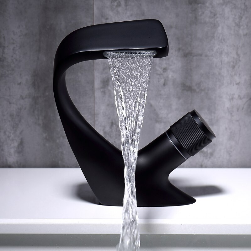 Xunshini luksus håndvaskarmatur moderne messing vandfaldsbatteri vandhaner dækmontering vask kran koldt vandblandebatteri: Sort