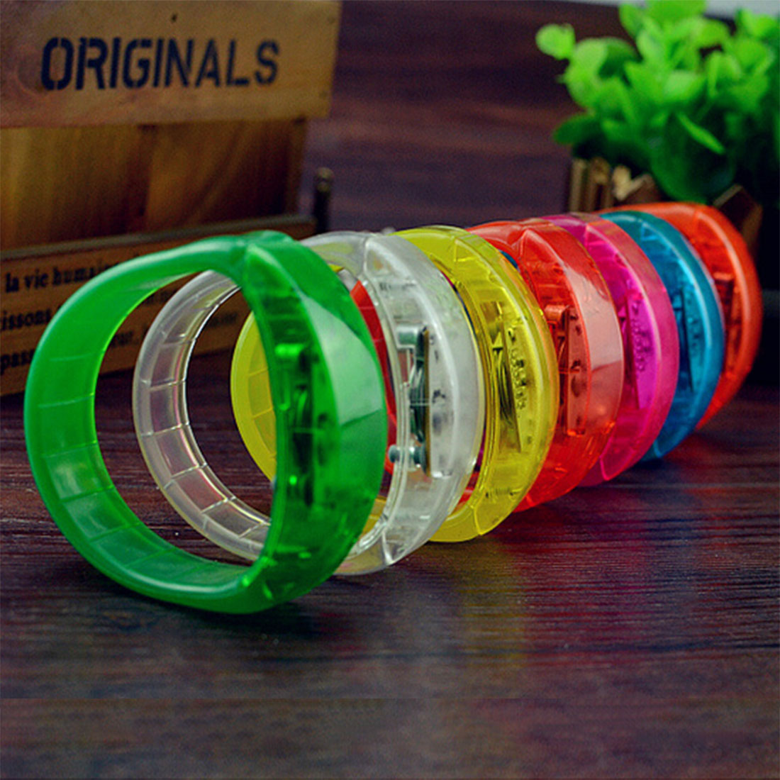 LED Flashing Bracelet Sound Controlled Light Up Bracelet Activated Glow In Dark Flash Bangle Luminous Bracelet For Party