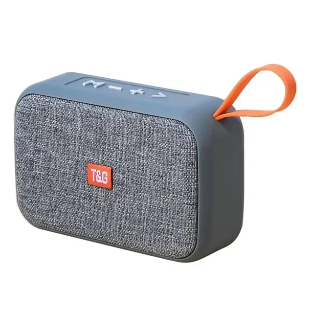 T&G TG506 Luidsprekers Draagbare Mini Bluetooth-compatibele luidspreker Draadloze Soundbar Outdoor HIFI Subwoofer Ondersteuning TF-kaart Radio Aux: Zilver