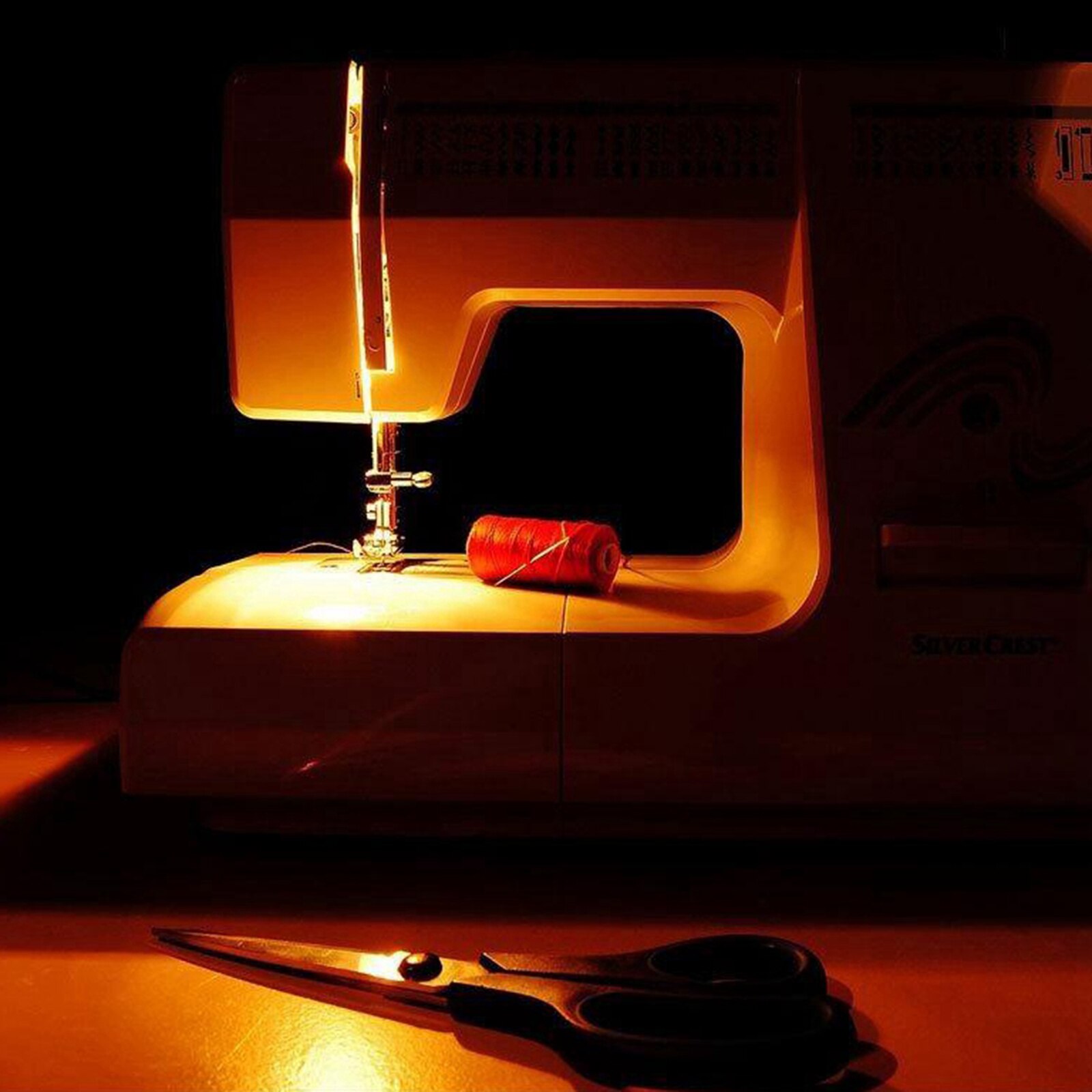 Portable Sewing Machine Desk LED Light Sewing Machine Table Top LED Bright Lamp Flexible Gooseneck Lamp EU Plug
