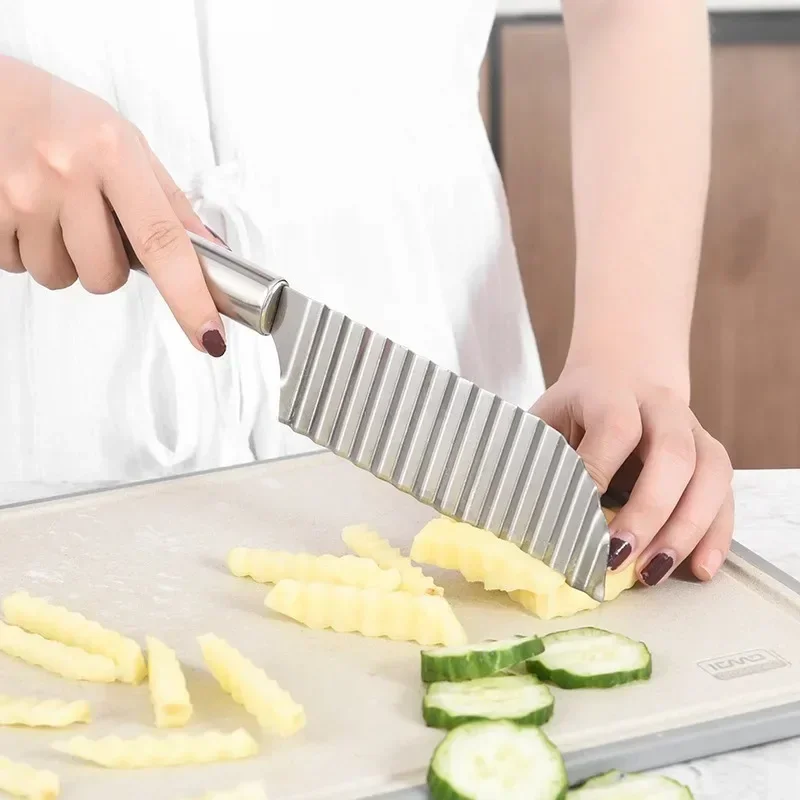 Stainless French Fry Maker Tools Steel Potato Chip Slicer Dough Vegetable Fruit Crinkle Wavy Slicer Knife Potato Cutter Chopper