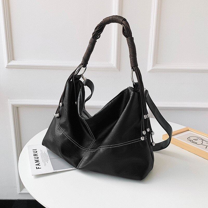 Store tøyvesker for kvinner hobo-vesker med stor kapasitet, skuldervesker i skinn rutete crossbody-veske med dusker, sac a main: Svart