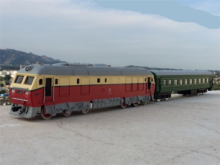 High simulation train model.1:87 scale alloy pull back Double train, passenger compartment,metal toy cars: 11