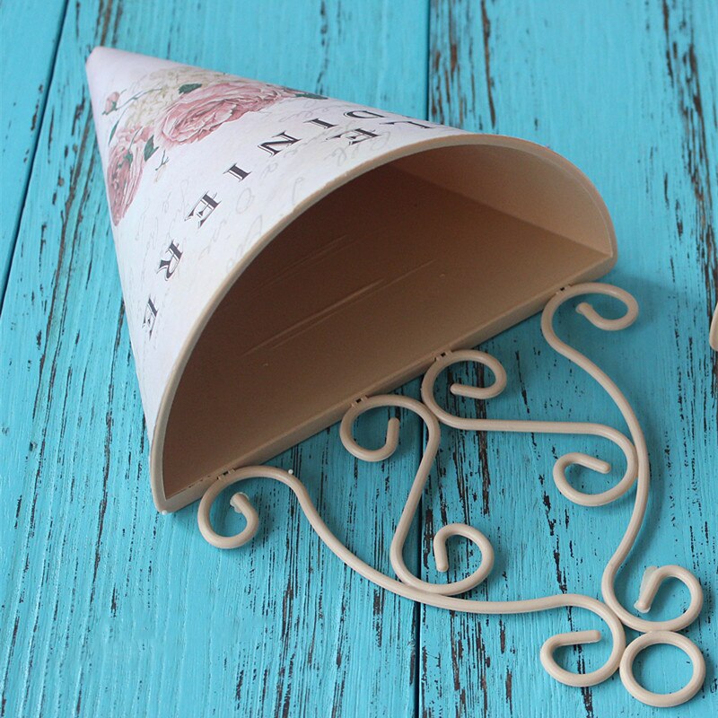 Garden Supplies Plastic Wall Hanging Flower Vase Pot Vintage Planter Flower Hanging Vase Garden Home Decoration Flower Basket