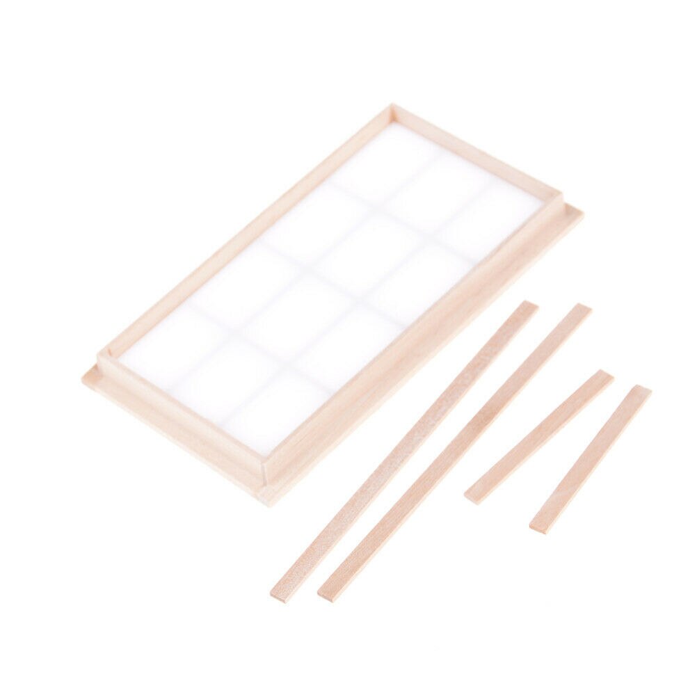 Wooden Traditional 2/4/12-pane Window Frame 1:12 Scale Dollhouse DIY Miniature Furniture Accessory: 12.3x6.4x0.9cm