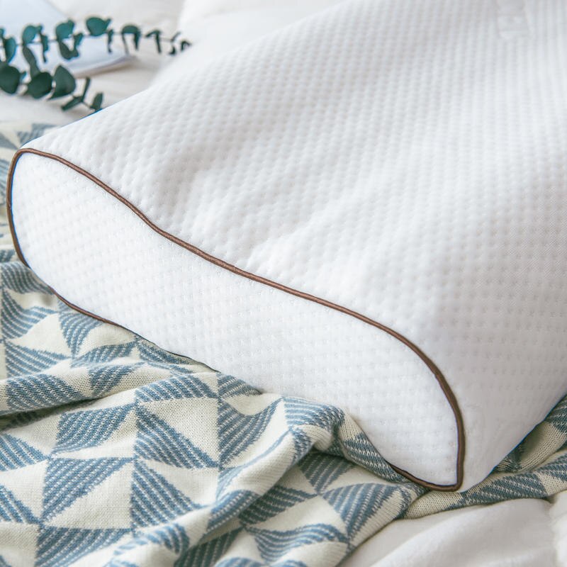 Thailand Natural Latex Bed Cervical Pillow Health Care Orthopedic Pillow for Neck Dunlopillo Latex Foam Pillow Sleeping Almohada