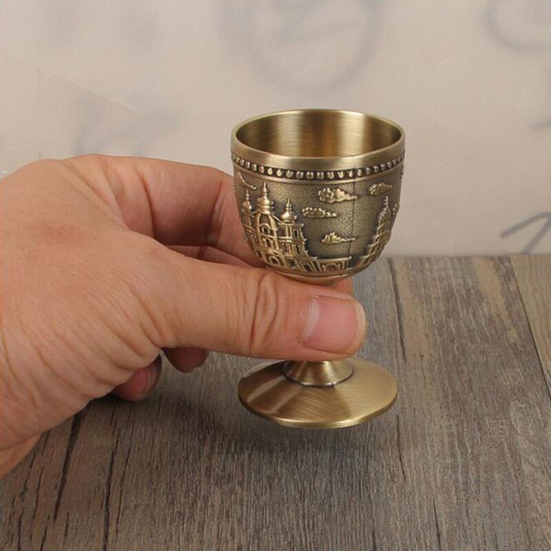 Klassisk metall vin kopp handgjorda små bägare hushåll koppar vin glas carving mönster