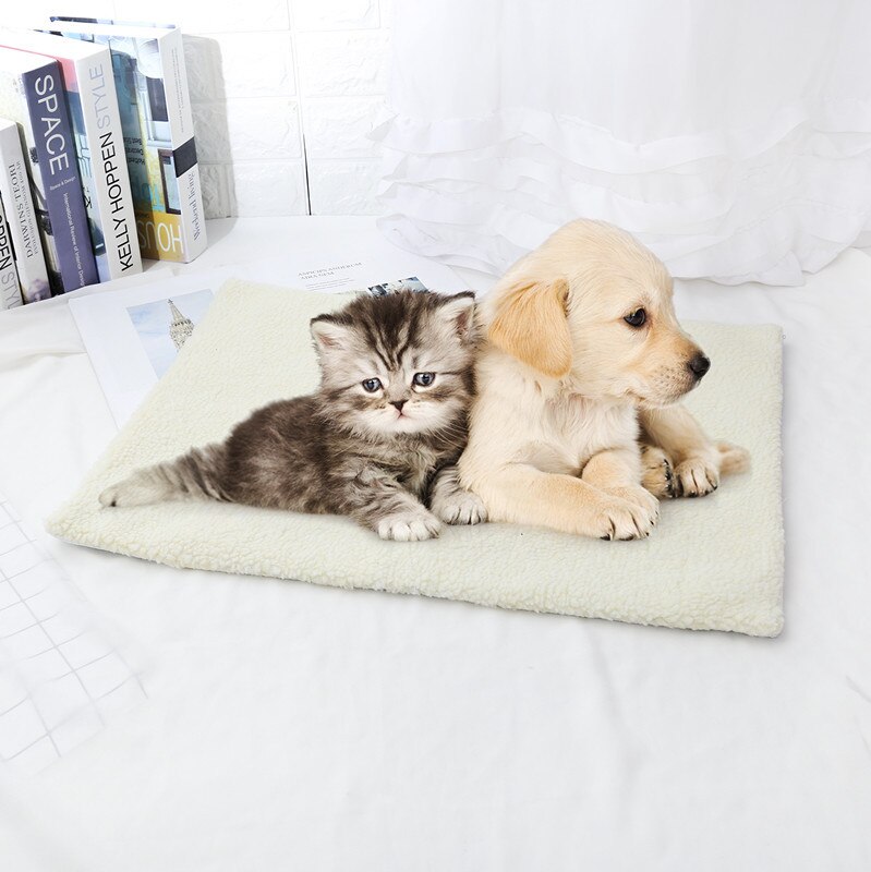 Tapis molletonné doux pour animaux | Tapis de lit pour chats et chats auto-chauffants, couvre-lit pour chiens, couverture d'hiver pliable pour animaux, tapis de sommeil automatique pour chiens, chats: white
