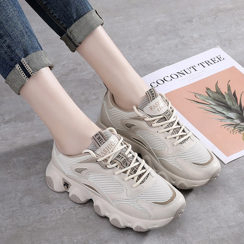 Spring thick soled women's shoes Korean casual shoes