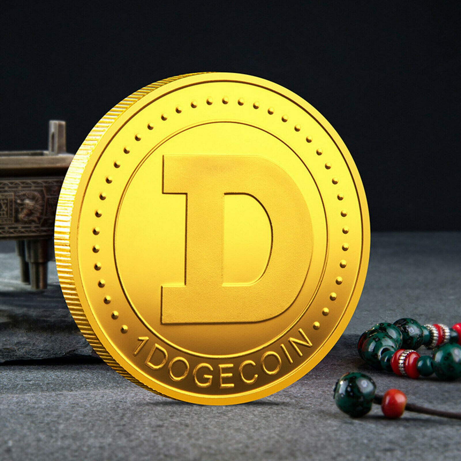 Gold Silver Plated Dogecoin Commemorative Coin - Dog Pattern Souvenir Collection