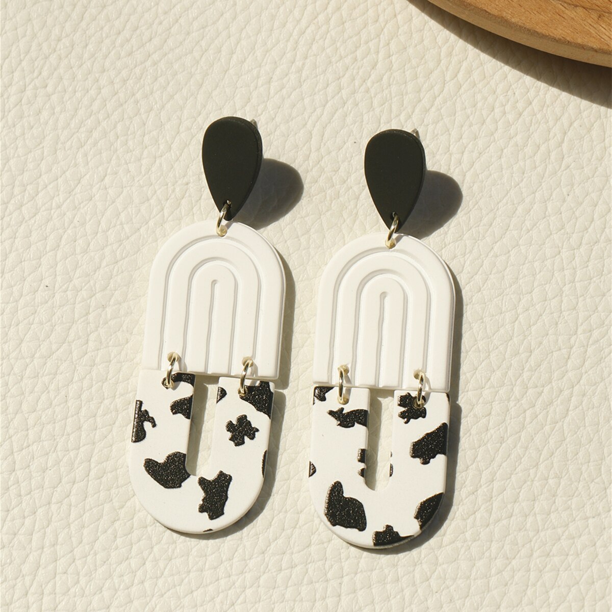 Classic Black White Large Geometric Acrylic Earrings for Women Irregular Exaggeration Long Earring Jewelry Pendientes: 1565
