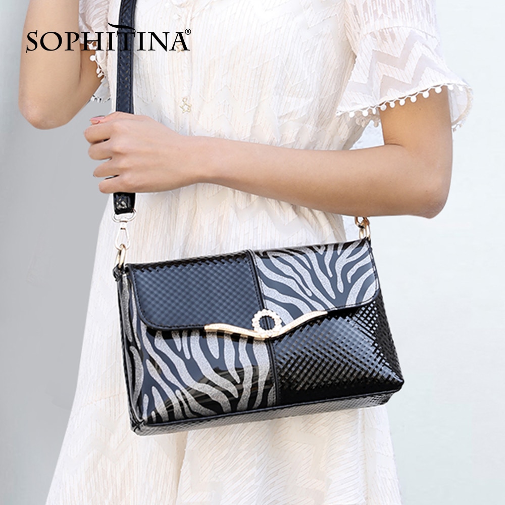 SOPHITINA Women Bags Metal Decoration Zipper Envelope Flap Pocket Flowers Pattern Shoulder Bags Casual Women Messenger Bags E85