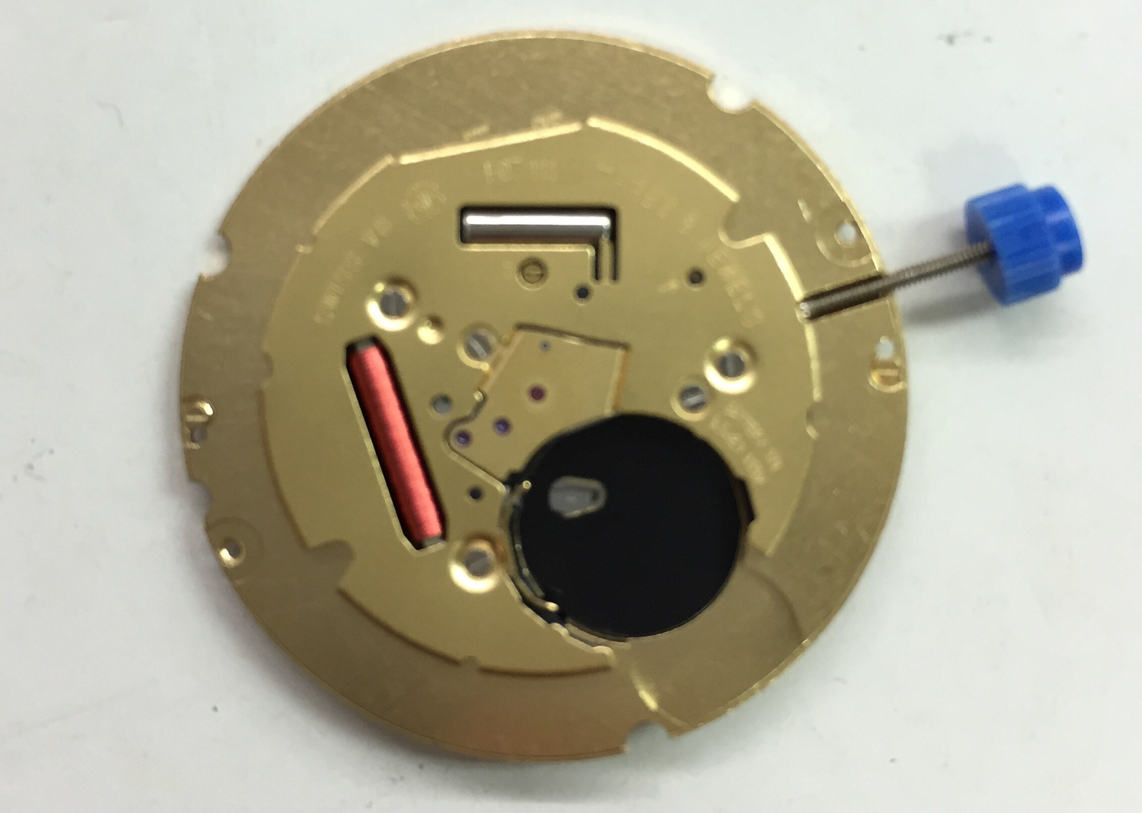 Accesorios de reloj original Swiss ETA F07.111 movimiento de tres agujas movimiento de cuarzo no contiene baterías