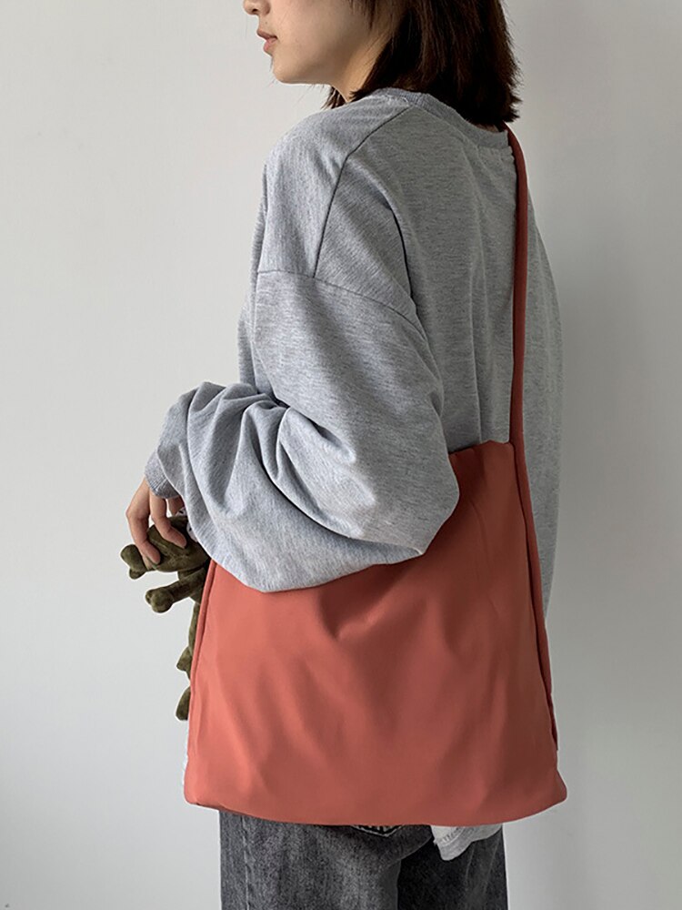 Shopper borsa da donna borsa in tela di Nylon di grande capacità borse da donna borsa a tracolla da donna con ascelle da viaggio Candy Solid: Red