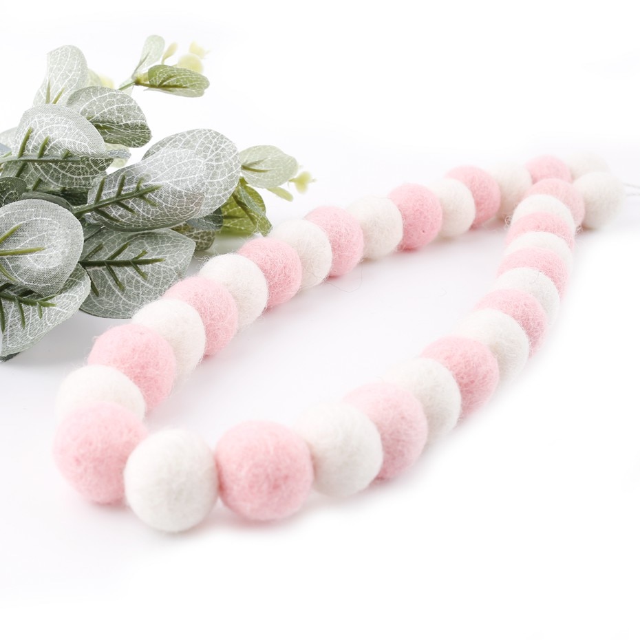 20pc Multicolor Wolle Bett Glocke Pom Pom Girlande Wollfilz Ball Girlande Blau Licht Rosa Weißen Kugeln Baby Bett glocke Decor Baby Dusche