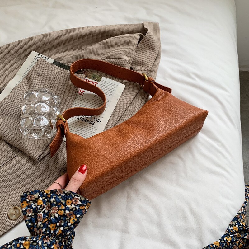 Tekstura torba damska lato 2021 nowa moda koreańnarty styl jedno ramię torba strąk pachami prosty jednolity kolor torba: brązowy