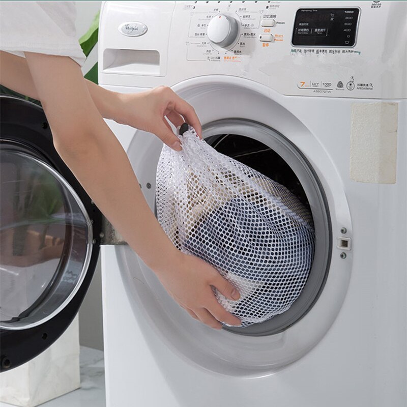 Husstand tyk polyester mesh vasketøj vaskepose undertøj bh frakker gardin vaskepose stor kapacitet snor vasketøjskurv