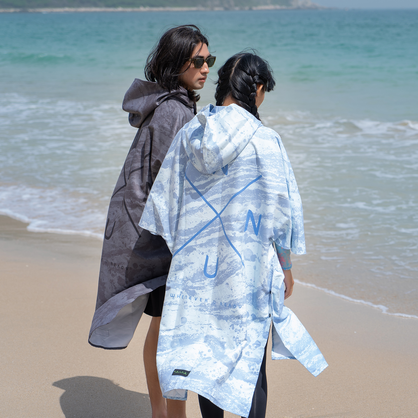 nu-Juni Surfen-Poncho-Handtuch für Erwachsene, leicht, schnell trocknend, Strandmode, wasserdicht, Wickelmantel zum Schwimmen, Surfen, mit Kapuze
