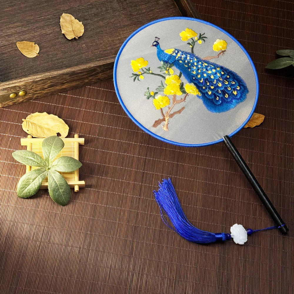 Red Flower Silk Fan Double Sided Embroidery Round Fan Chinese Palace Hanfu Hand Fan Craft Wedding For Guests Home Decor: VIOLET/紫罗兰