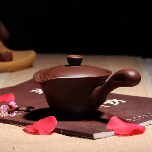 China Yixing Zisha Clay Brown Side Handle Gaiwan Shaped Teapot with Filter 150ml