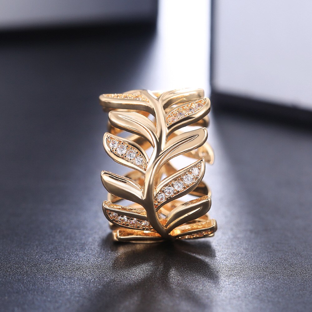 Niedliche Weibliche Weiß Kristall Stein Ring Charme Gold Farbe Große Hochzeit Ringe Für Frauen modisch Braut Blatt Zirkon Engagement Ring
