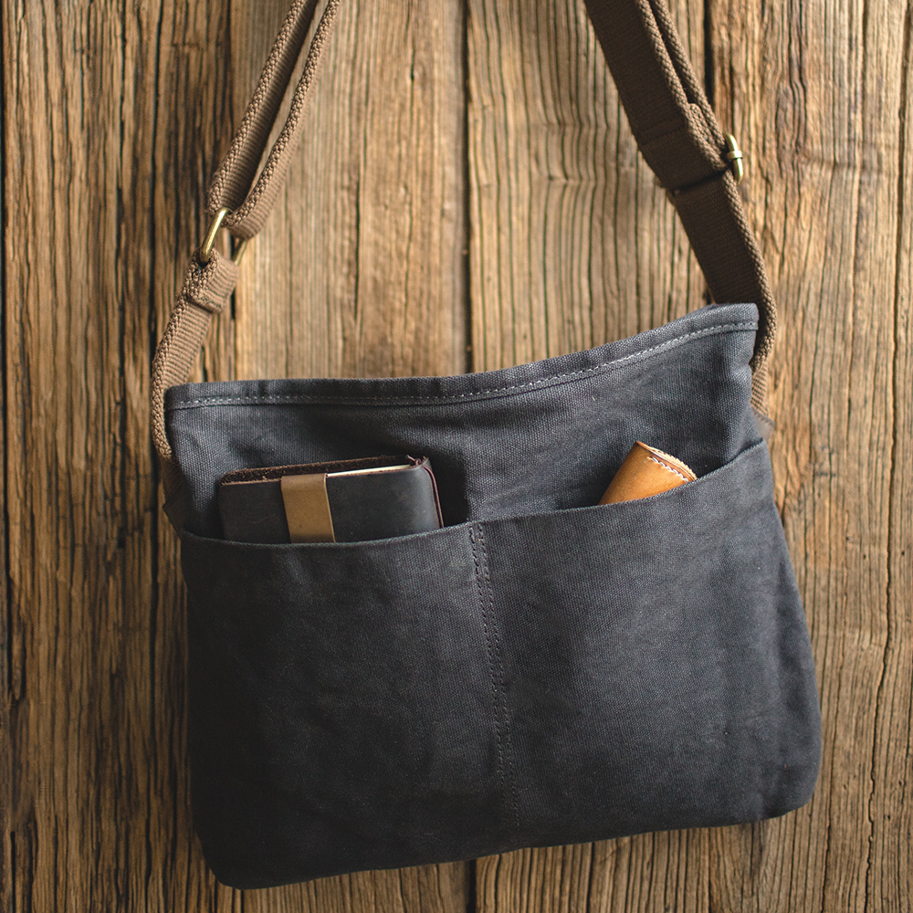 Maden-Bolso de hombro Retro Diagonal para hombre, bolsa de cera de aceite, resistente al desgaste, antiguo, impermeable, ajustable, lona, 16oz