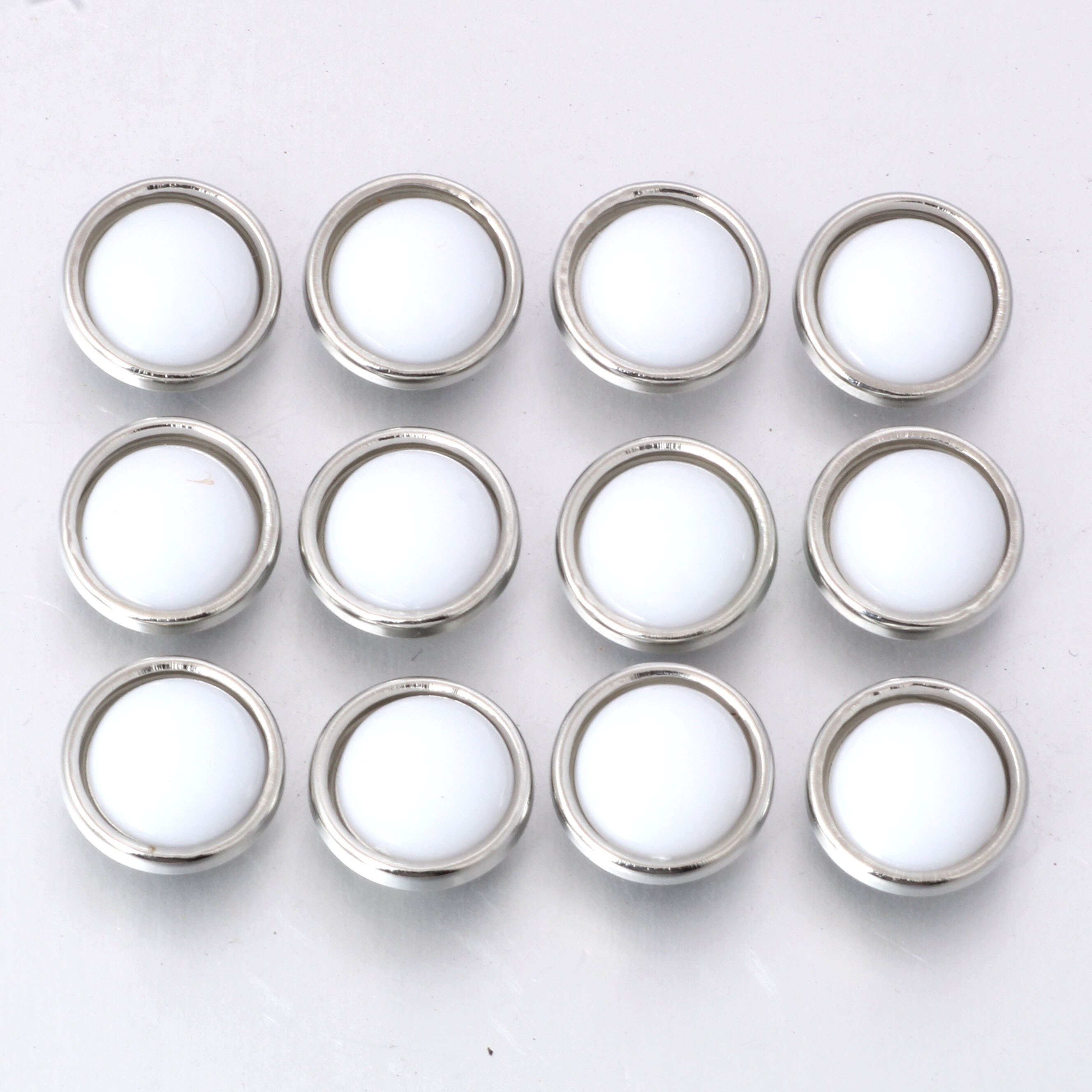 10 pz/lotto Nuovo Colore Misto Della Resina Snap Rotonda Mini Scatta Bottoni per Scatta Gioielli Fit 12 millimetri Snap Collana Dei Braccialetti ZL218