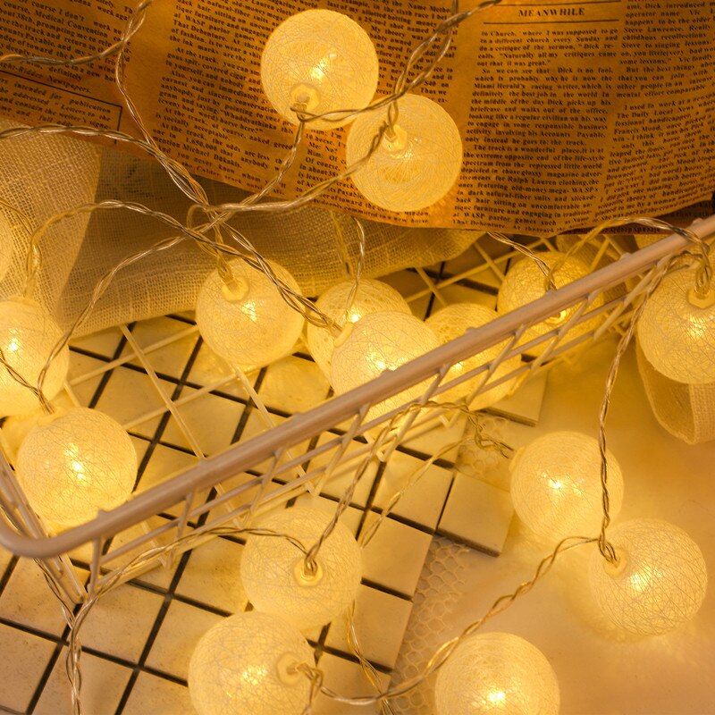 10/20 LED Cotton Ball Led Lights Battery Powered Festoon Led Light Garland Fairy Lights Year Room Decor Christmas Decoration