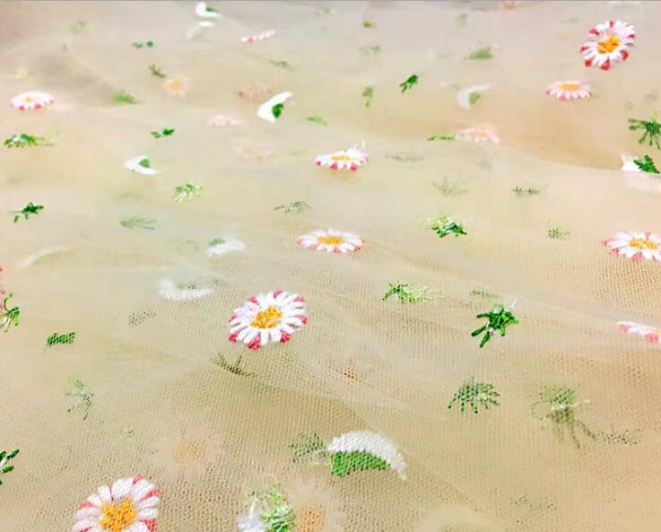 Kleine madeliefjesbloem mesh borduurstof franse netkantstof doe-het-zelf gordijnjurk kinderkleding babykleding tule stof: Abrikoos
