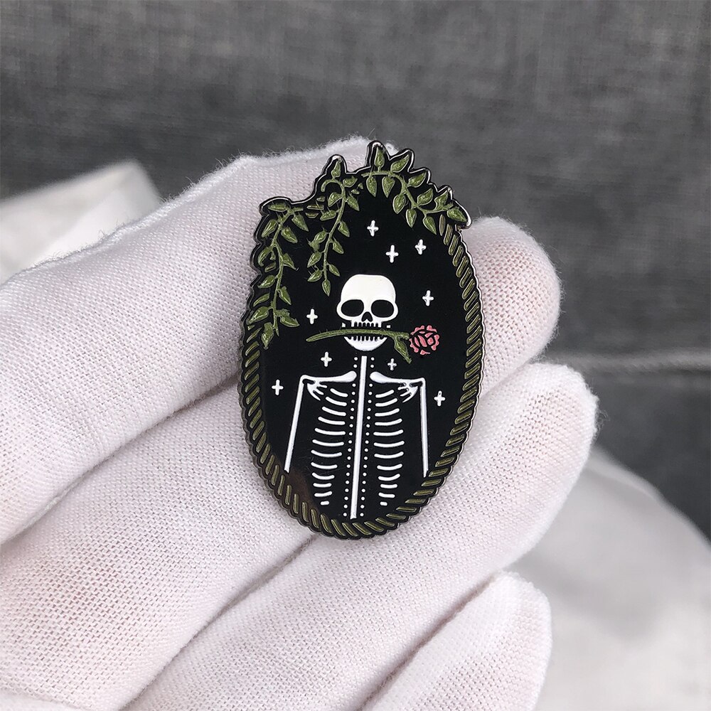Skelet Bloemen Emaille Pin Badge
