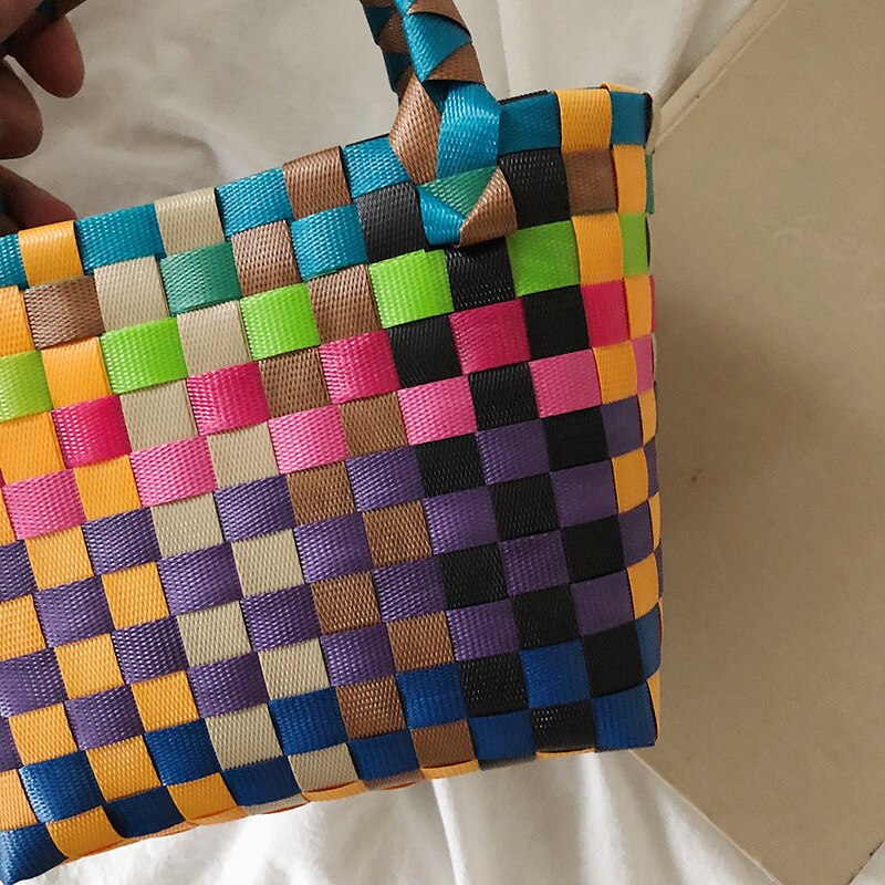 NUOVE Donne Durevole Tessuto Borsa Da Spiaggia Tessuto Borsa Secchiello casuale Tote Borse borse Popolare Ricevere paglia di plastica intrecciata cestino
