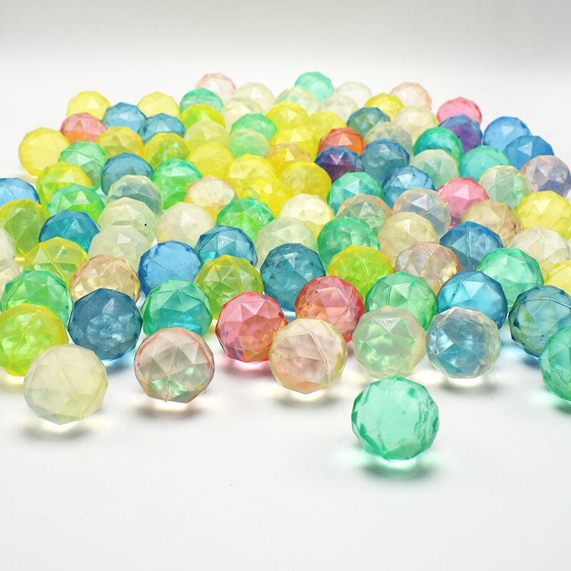 100 Pcs/Lot Diamant Form Springenden Ball Schwimm In Wasser Kind Elastische Ball Kinder Von Flipper Bouncy Spielzeug