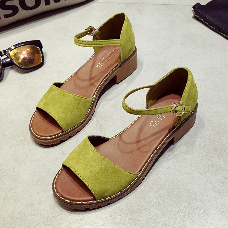 Sommar blommiga sandaler fisk mun kvinnor sandaler pu mocka retro högklackat fyrkantig klack kvinna spänne sko storlek 35-40 q418