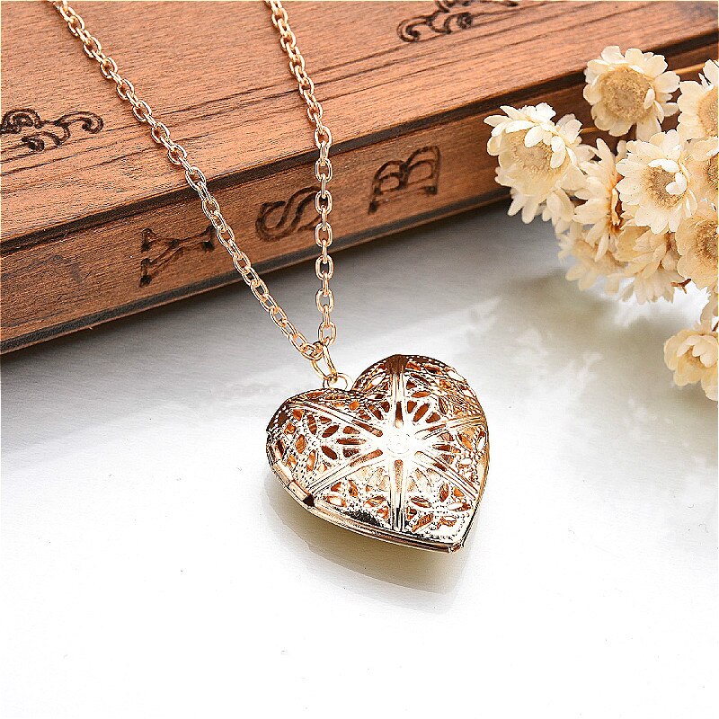 Tiny Heart Dainty Rose Golden Color Choker Necklace For Women Pendant Jewelry Accessories