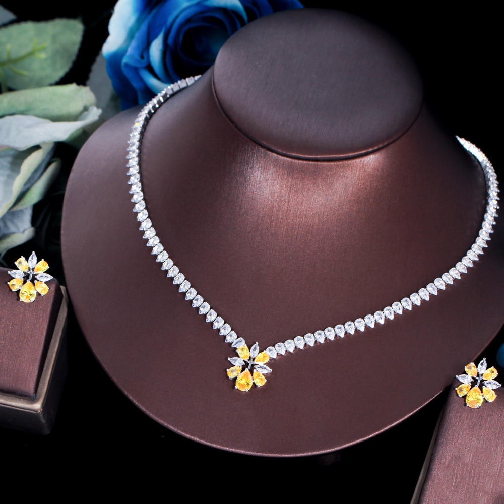 Cwwzirconi giallo lucido zirconi cubici donne festa fidanzamento matrimonio fiore collana orecchini gioielli Set regalo damigella d&#39;onore T586