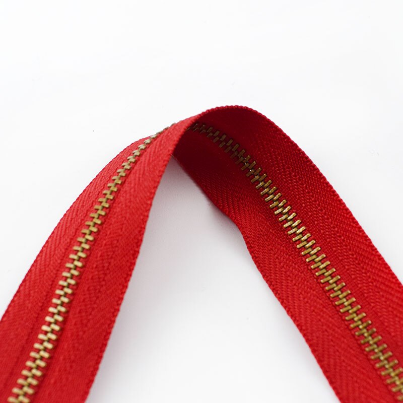 2Yards Eco-friendly 3# Metal Zipper For Sewing DIY Zipper Repair Clothes Zippers Sports Coat Bag Garment Clothes Accessories: redbronze