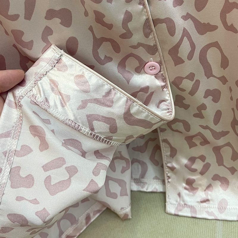Rosa Leoparden Spitze Blume Seite Frauen Nachthemd neue simulierte Seide y2k Schlafrock Kurzarm lange Dame Sommer Schlaf kleid