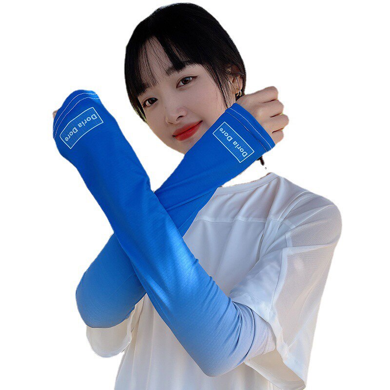 Armstulpe mit farbverlauf, uv-schutz, weiche armmanschette aus eisseide, sonnenschutz für den sommer, schnelltrocknend, dünn und atmungsaktiv