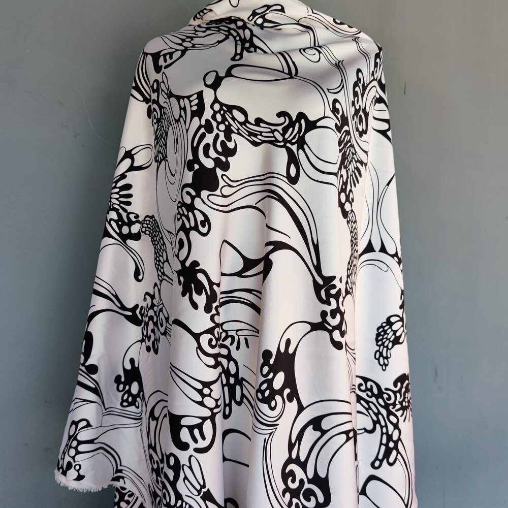 19M Pure silk charmeuse silk satin silk stretch mulberry silk for dressgown robe black and white big pattern sari silk fabric