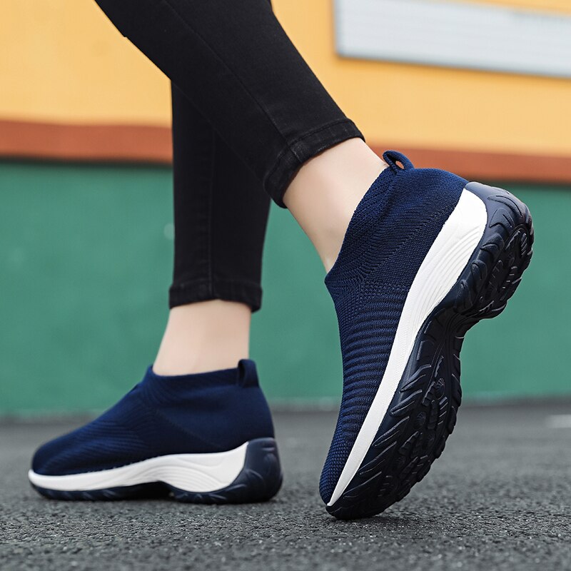 Buty do chodzenia kobiety Chunky Sneakers platforma moda Knitting mokasyny na co dzień Slip-on oddychające