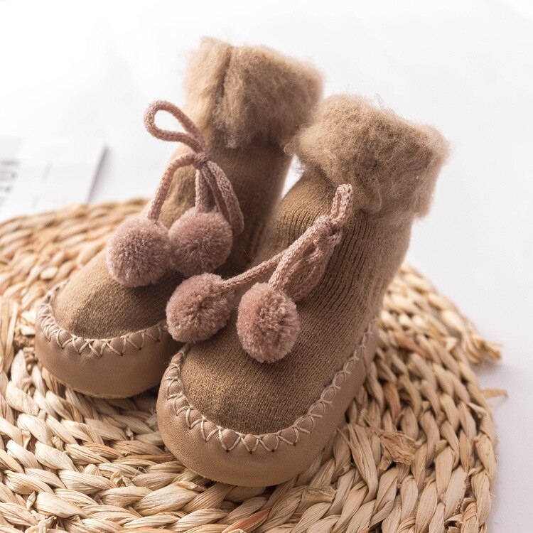 Hiver bébé chaussettes garçon fille Pom Pom chaussettes Chaussure Enfant coton bébé jambières enfants plancher chaussettes anti-dérapant bébé étape chaussettes: 3 / S-12CM