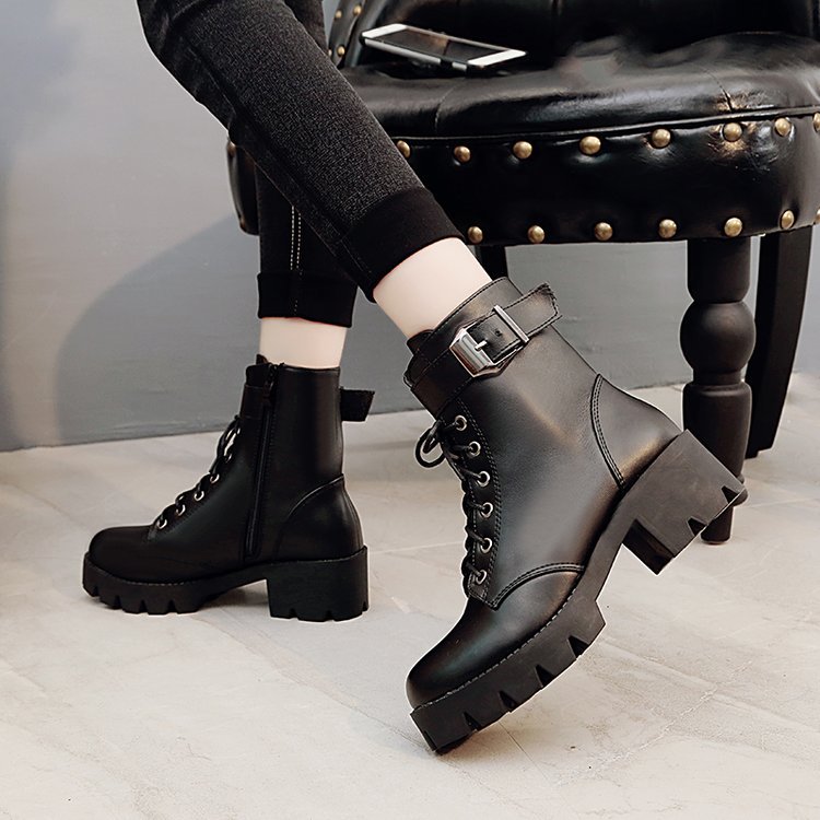Bottes en cuir souple pour femmes, chaussures d'extérieur, épaisses et chaudes, tendance, pour la rue, collection