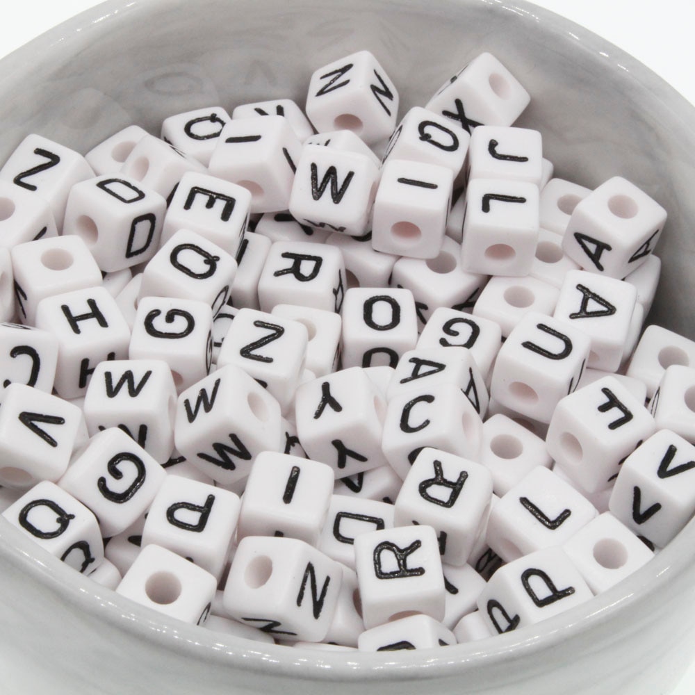 100Pcs 10mm Letter Beads Random Mixed Cubic Acrylic Beads White Alphabet Beads 10mm faceted beads For DIY Necklace