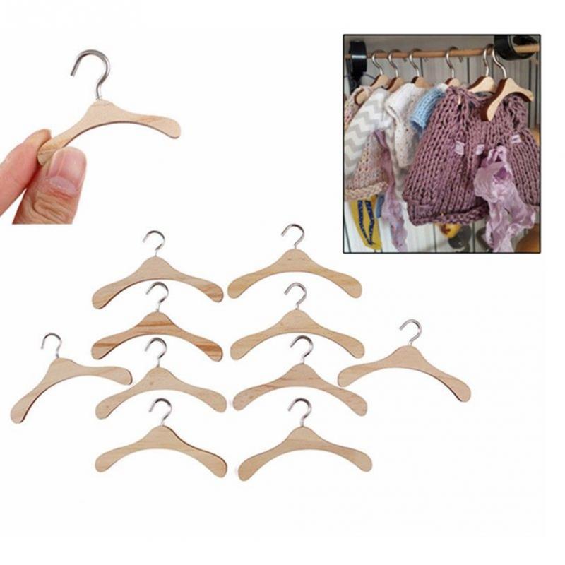 10 stk mini trehenger barnedukke kleshenger oppbevaringshylle hengerstativ antiskli klut praktisk dress kleshenger  #926